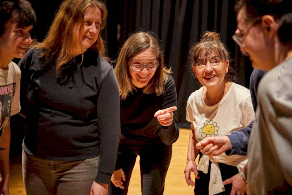 Drama students acting 