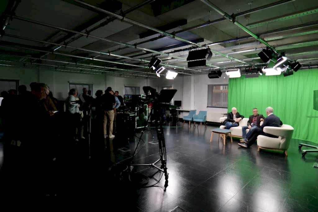 This image has an empty alt attribute; its file name is P1008137-1024x683.jpg