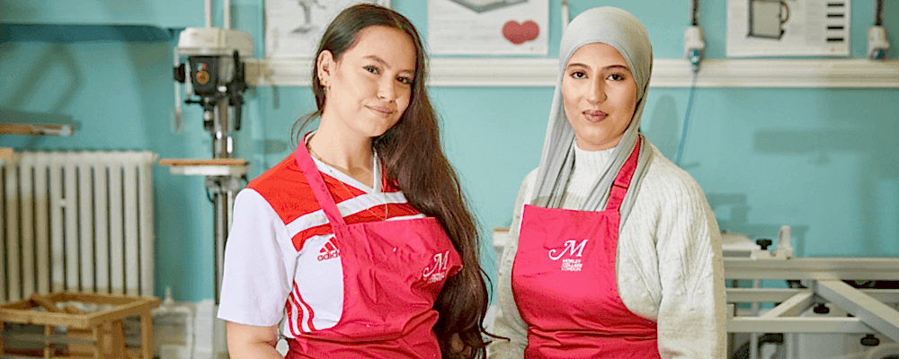 Students in a lab in our Chelsea centre